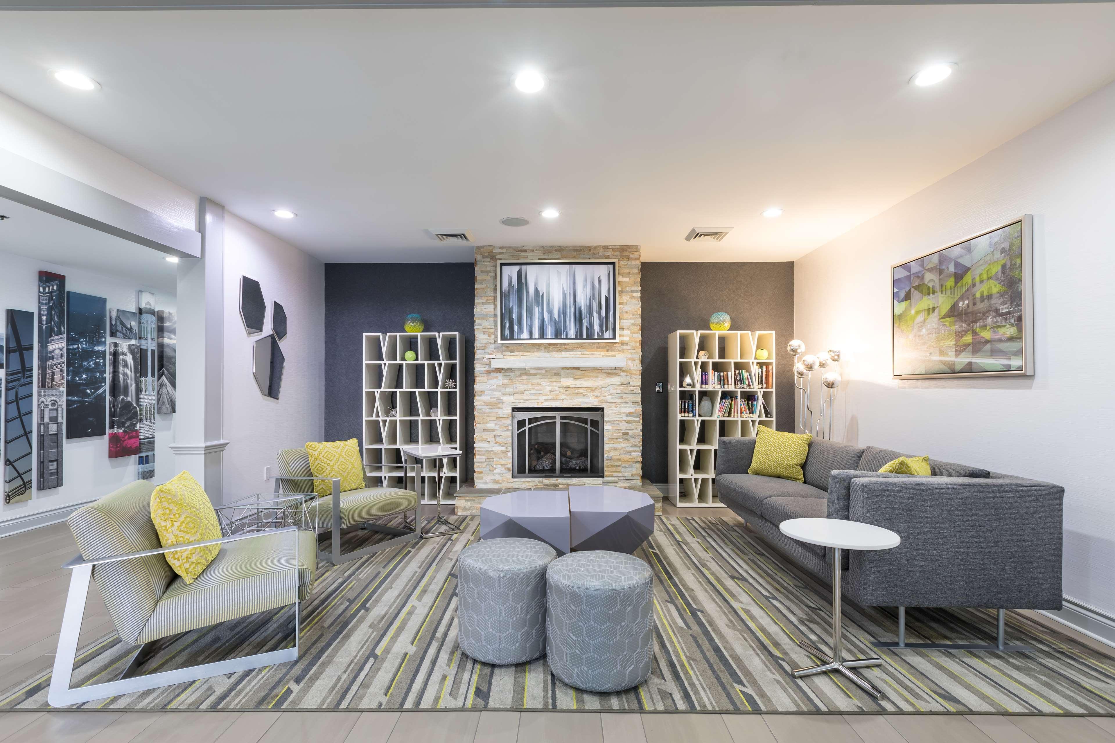 Country Inn & Suites By Radisson Asheville Downtown Tunnel Road Εξωτερικό φωτογραφία